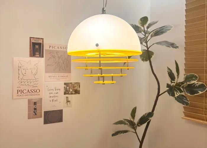Station 7 Min Walk, Newly Renovated 2br, 3 Beds, Sleeps 6 アパート