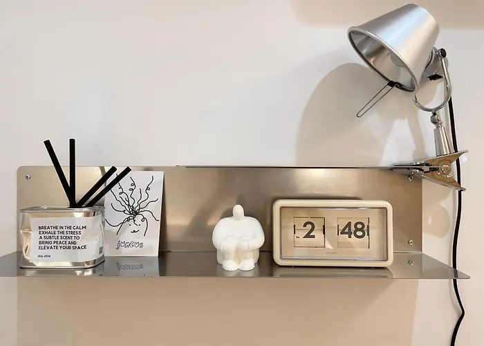 Station 7 Min Walk, Newly Renovated 2br, 3 Beds, Sleeps 6 アパート *